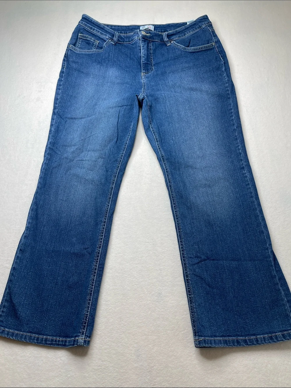 D&CO Classic Women's Blue Denim Jeans SIZE 16P